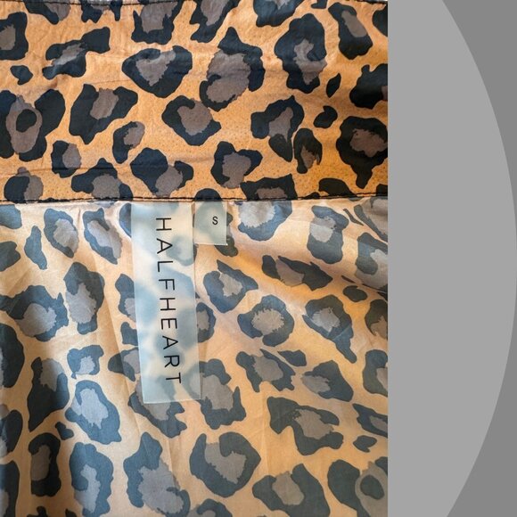 HalfHeart Women's Cheetah Print Zip Up Windbreak Jacket, Size Small - Picture 4 of 6